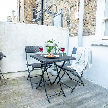 Modern Two Bedroom Apartment In Fulham By Sojo Stay London Eksteriør billede